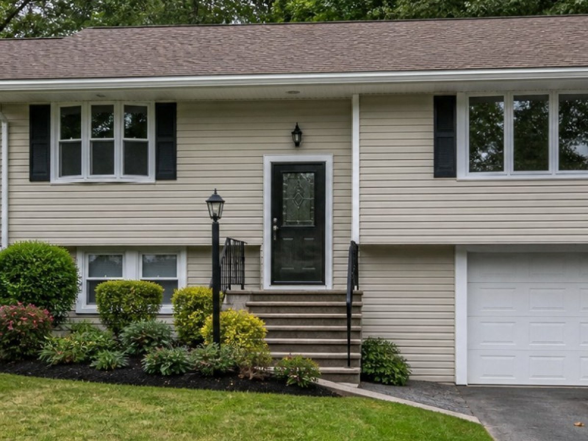 Ranch Window Replacement